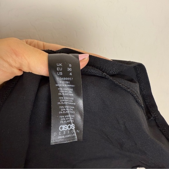 ASOS DESIGN lace up back structured mini prom dress NWT - Picture 10 of 11